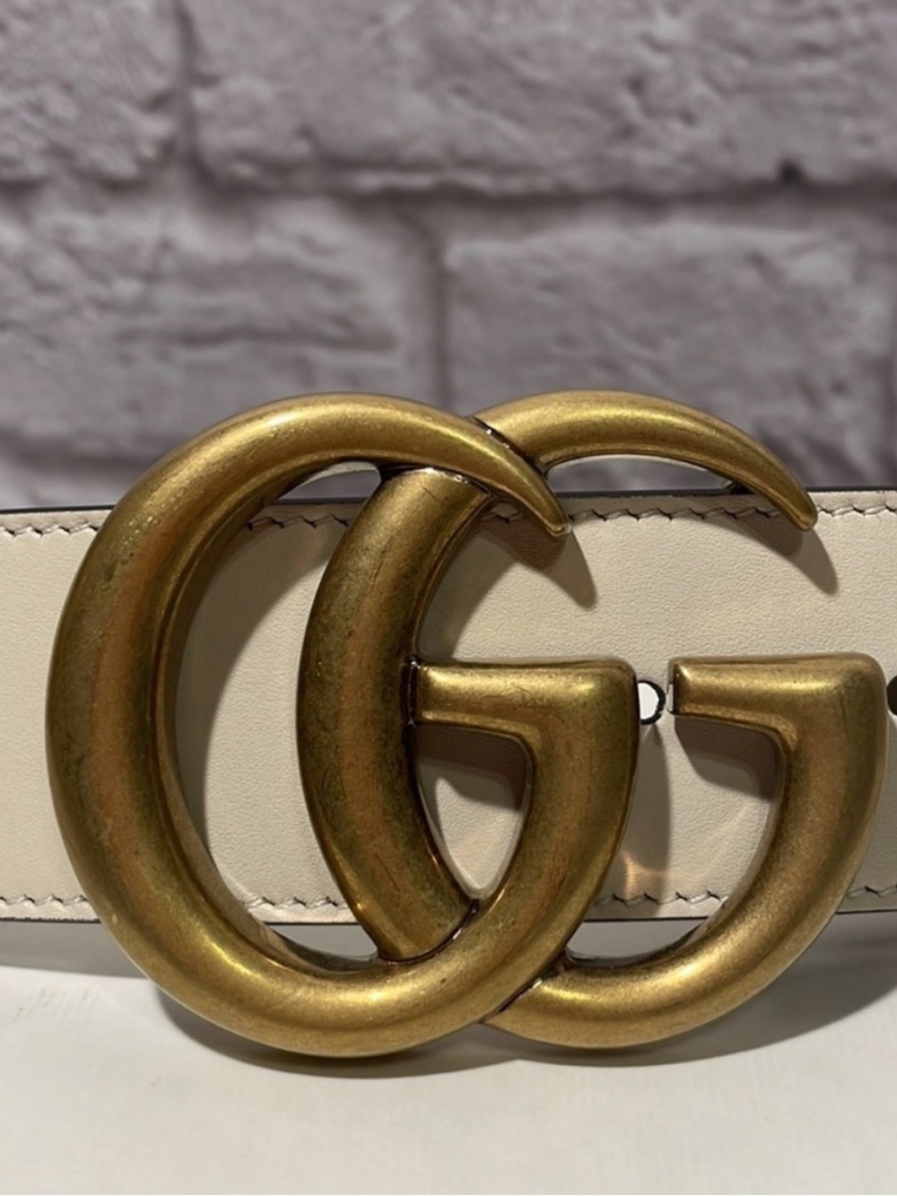 Gucci Cream Leather Double G Buckle Belt - Picture 2 of 6